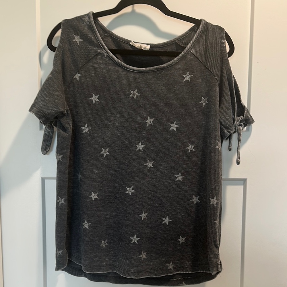 Gray Star Print Women's Top